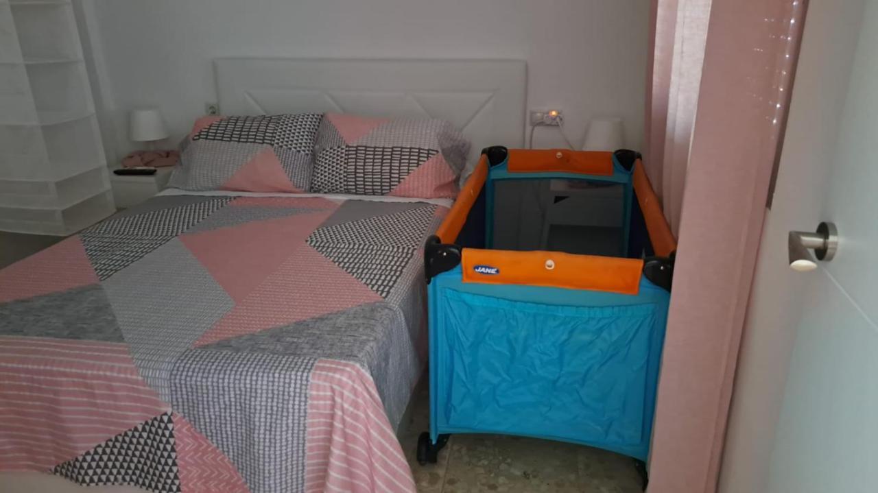 Apartamento Luminoso Sevilla Kültér fotó